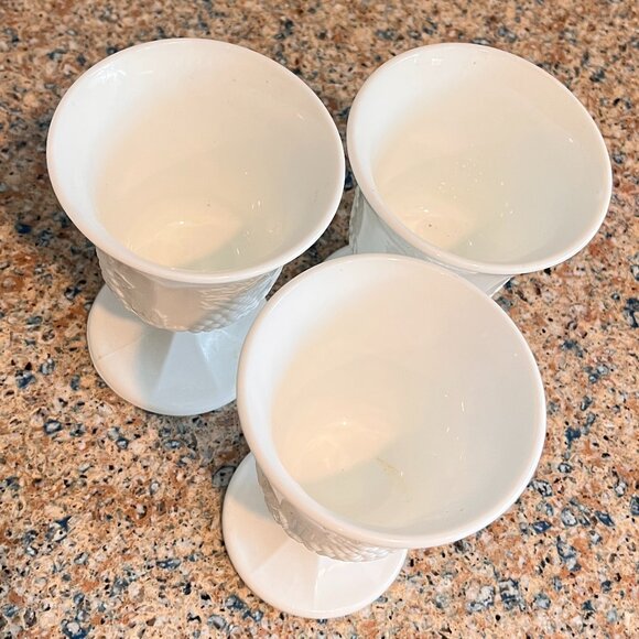 Harvest Milk GlassSet Water Goblets of 3 - Picture 5 of 6